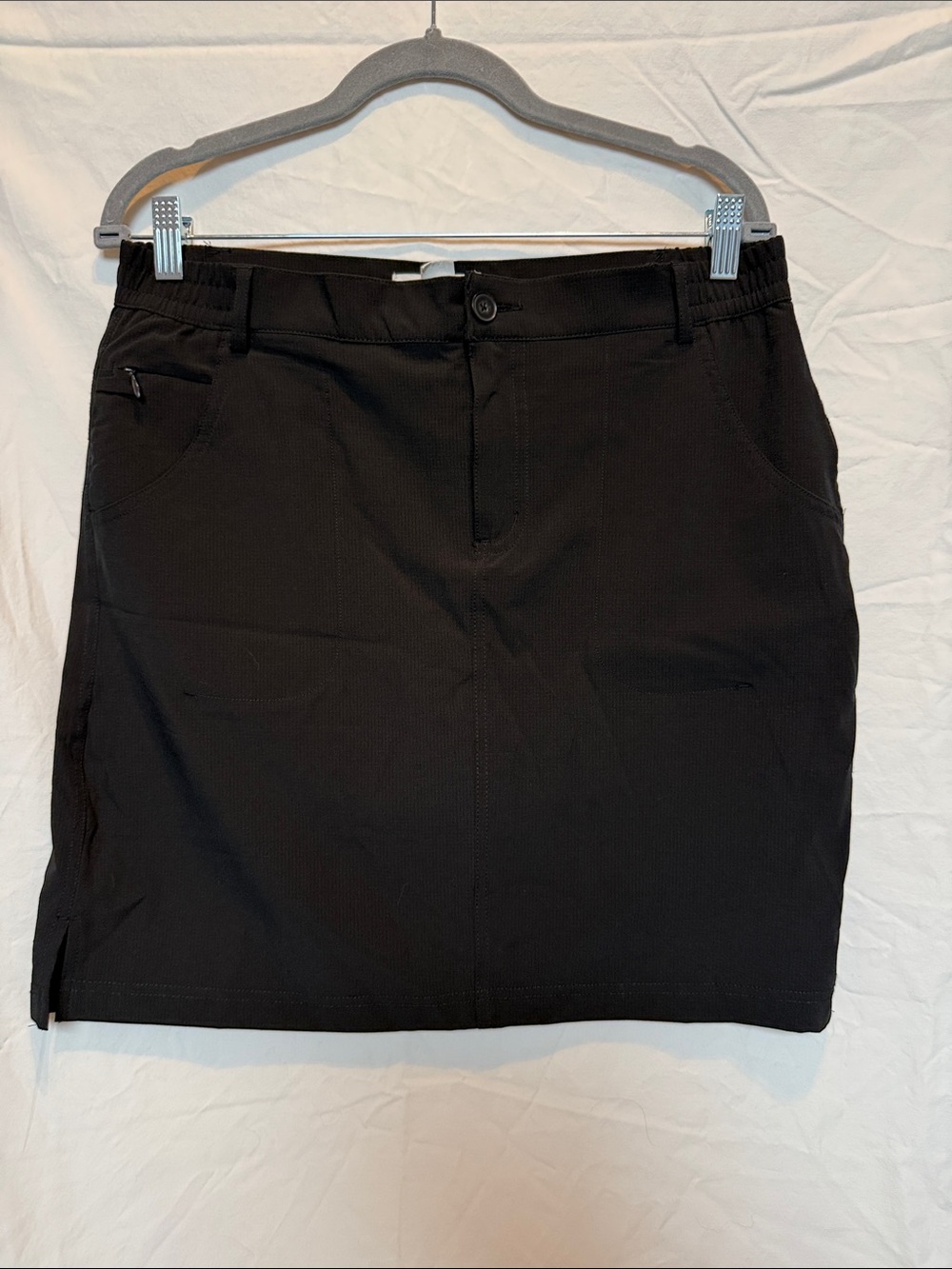Women's Black Performance Skort with Front Pockets